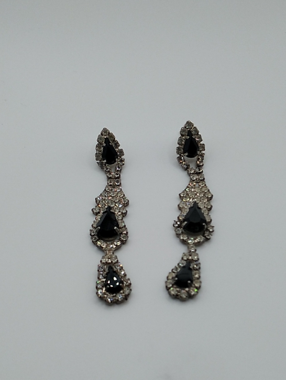 Elegant Black Teardrop Crystal Drop Earrings